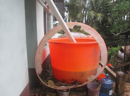 typhoon-damage-apr-2015-530