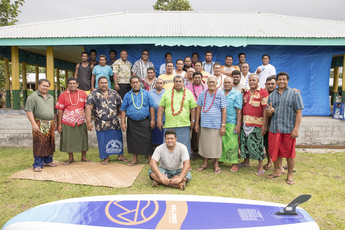 Members of the Setafao Saipipi conservation council gather for a photo
